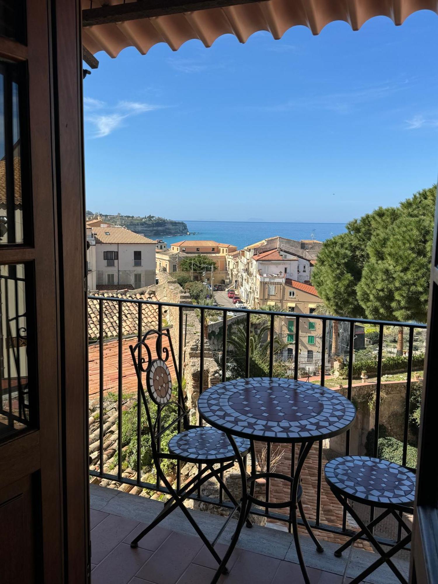 B&B Rivellini Tropea Exterior photo