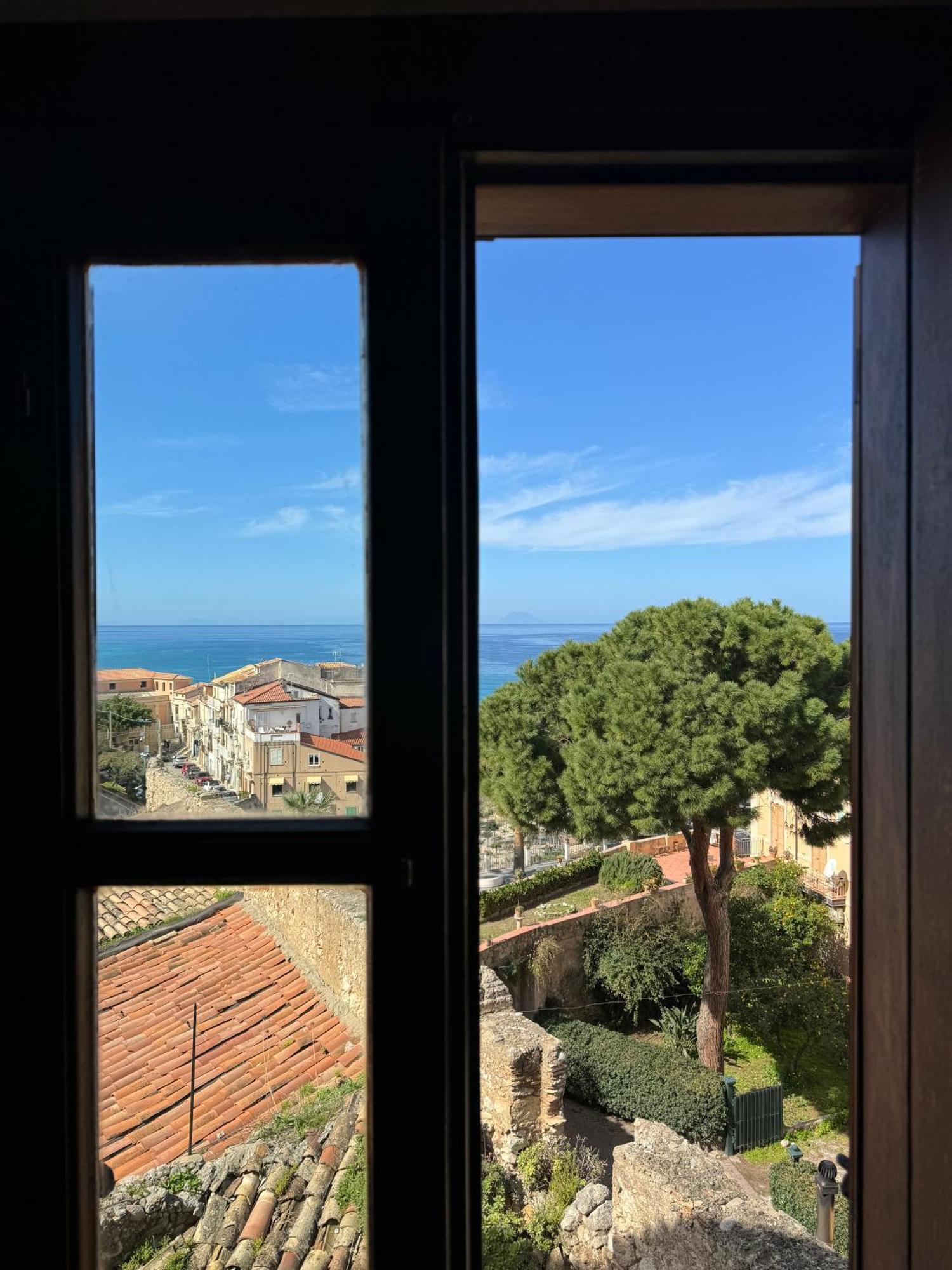 B&B Rivellini Tropea Exterior photo