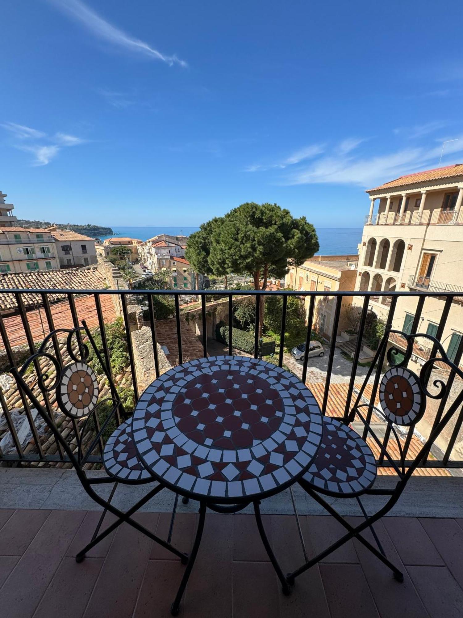 B&B Rivellini Tropea Exterior photo
