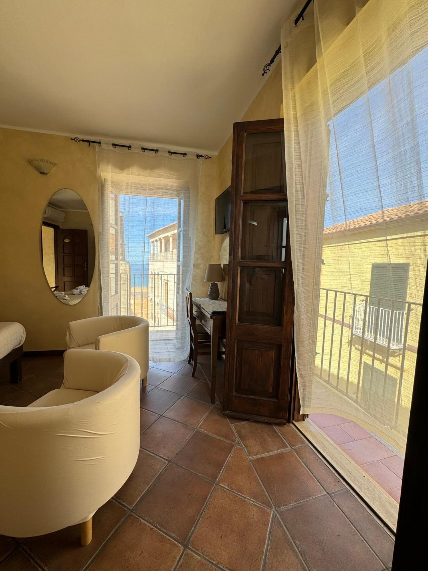 B&B Rivellini Tropea Exterior photo